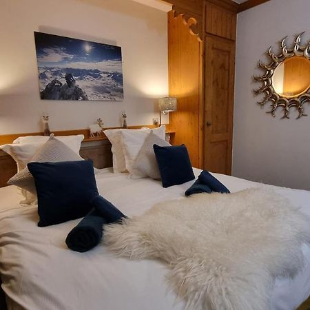 Arc 1950 Refuge du Montagnard: Ski-In/Ski-Out with Mont Blanc Views Les Arcs  Exterior photo