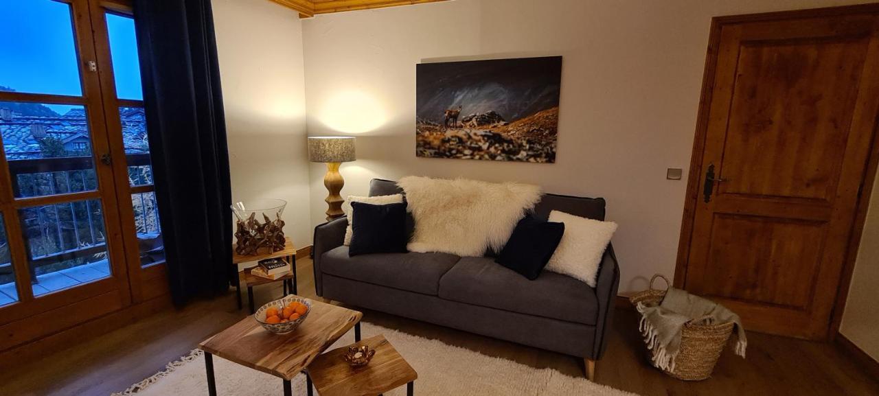 Arc 1950 Refuge du Montagnard: Ski-In/Ski-Out with Mont Blanc Views Les Arcs  Exterior photo